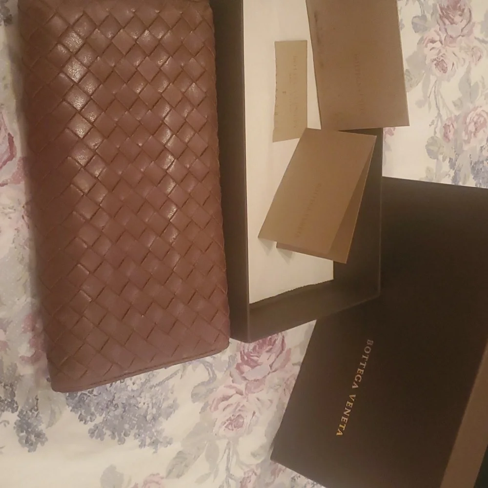 ****SOLD**** Bottega Venetta brown Intrecciato leather Continental long wallet - Picture 7 of 7
